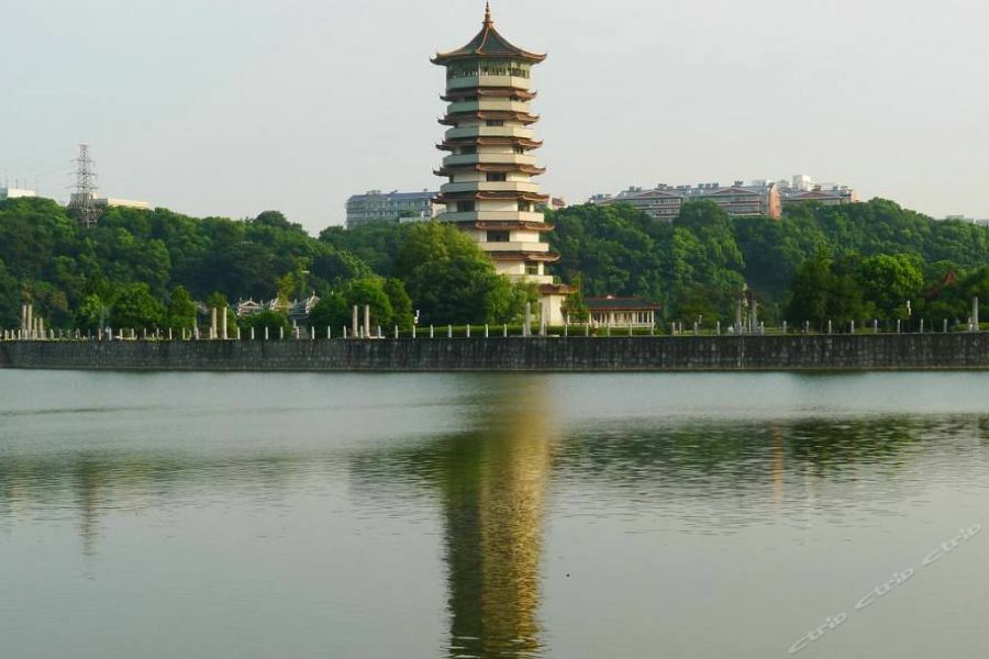 7Days Inn Changsha Wuyi Avenue Yunajialing Metro Station Exterior photo